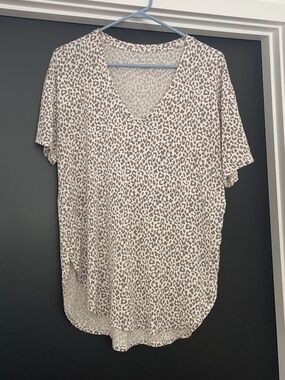 American Eagle Soft & Sexy Tee
